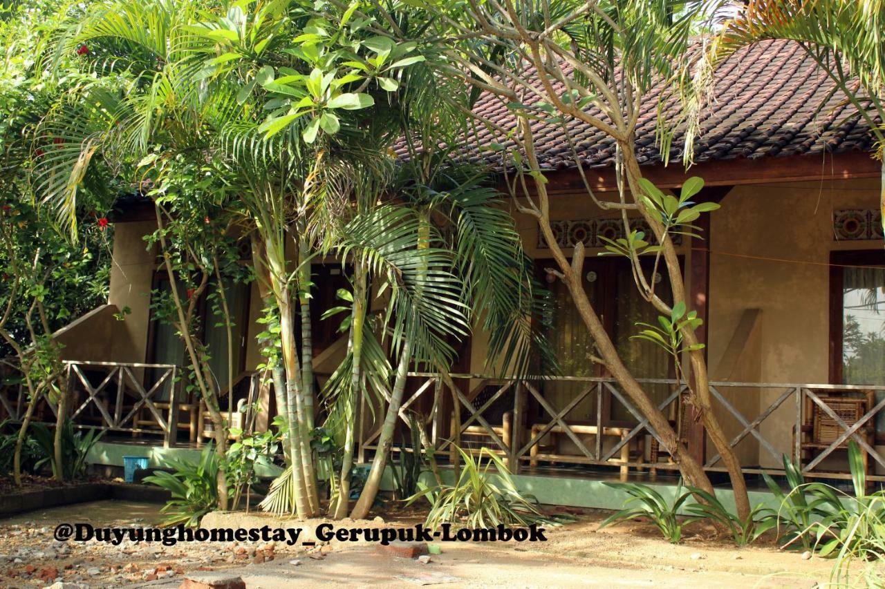 Duyung Rooms & Resto Gerupuk Bumbang Extérieur photo